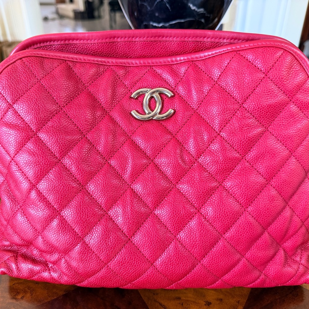 🌟Chanel🌟 Red Quilted Leather Shoulder Bag with Chain - Picture 8 of 9